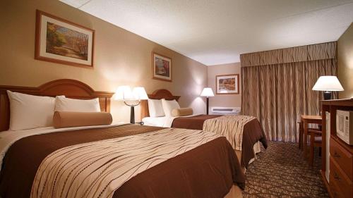 2 double beds