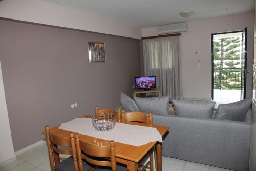Villa Elena 4