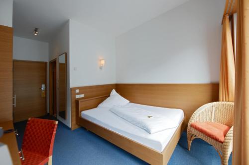 1 twin bed