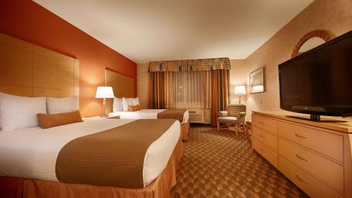 Best Western Plus North Las Vegas Inn & Suites