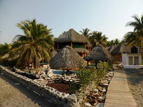 Πισίνα, Eco-Hotel Playa Quilombo in Μοντερίκο