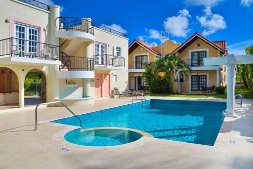 Swimming pool, 10 Springcourt Barbados in Bridgetown
