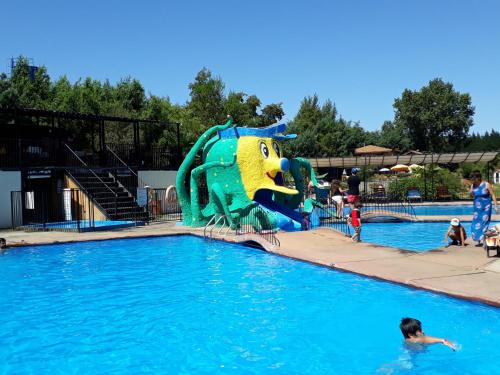 泳池, Cabanas Turismo Don Ambrosio in 薩爾圖德拉甲