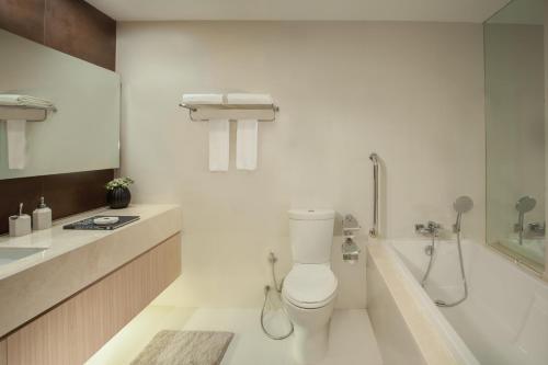 room detail thumbnail 2