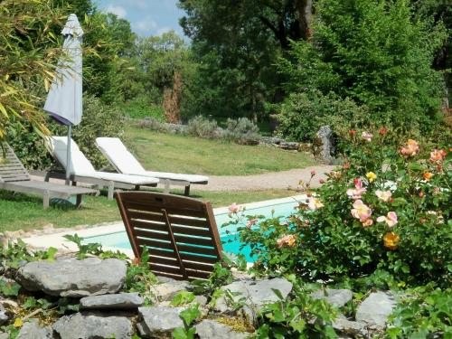 Skats, Chambres et Jardin de Pierres in Espédaillac