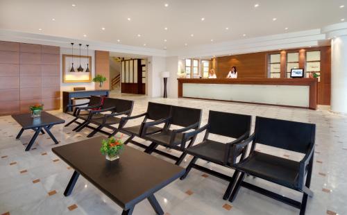 Miramare Resort & Spa - image 9