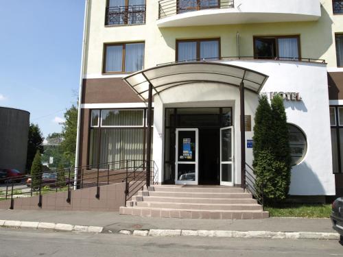 Hotel Everest - image 8