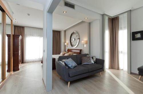 Hotel Villamadrid - image 2