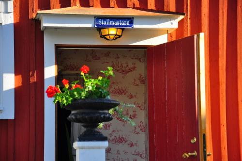 Hem till Gården boutique hotel