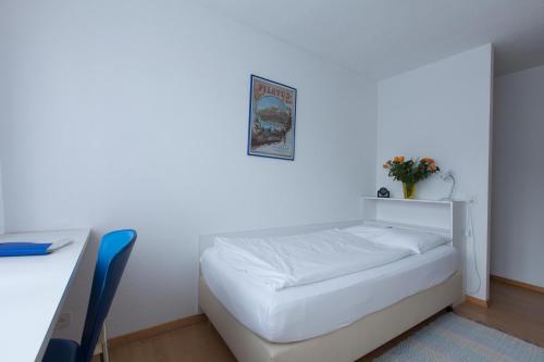 1 twin bed