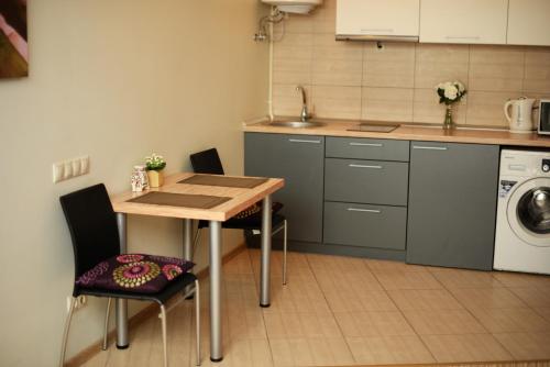 Studio Apartment image 5