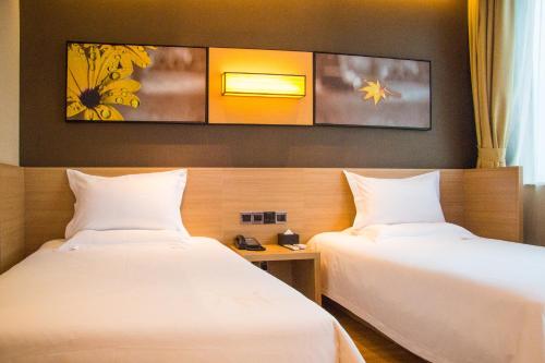 IU Hotel Changsha Dongtang Pinghetang – Changsha, KY