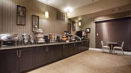 Best Western Plus Texarkana Inn and Suites