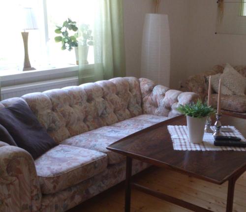 Manes Apartment - image 14
