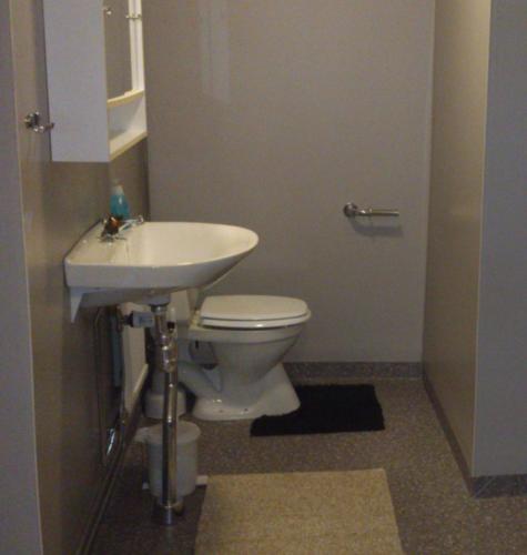 Manes Apartment - image 2