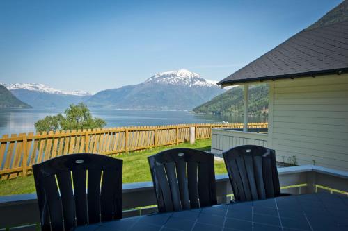 Kinsarvik Camping - main image