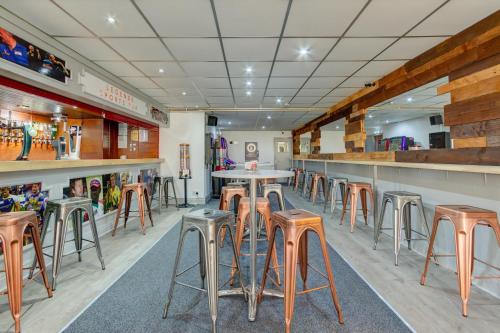 The Sandringham Court Hotel & Legends Sports Bar & Restaurant - image 4