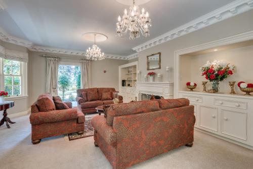 Bellevue Boutique Lodge - image 3