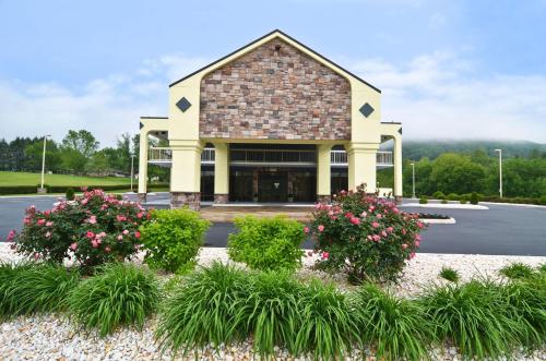 Best Western Cades Cove Inn - Hotel - Townsend