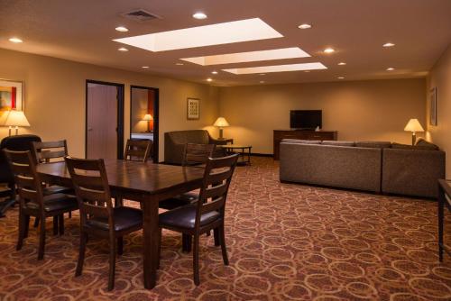 Best Western Ambassador Inn And Suites