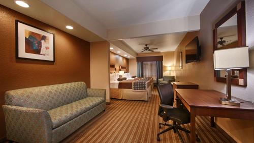 Best Western Plus Palo Alto Inn and Suites in San Antonio, USA