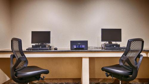 Best Western Plus Palo Alto Inn and Suites - image 7