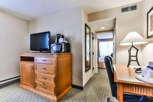 Best Western Plus Cambridge Hotel Room Type - Junior Suite - Non-Smoking