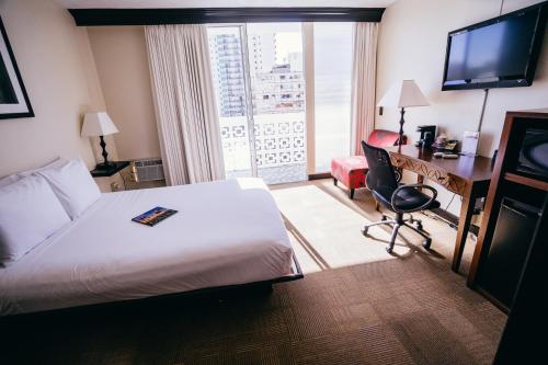 room detail thumbnail 1