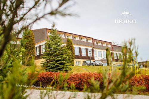 . Hotel Hrádok