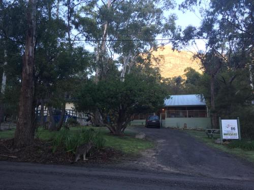 Serene Vista Halls Gap