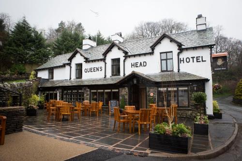 The Queen's Head Hotel - image 5