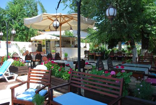 Myra Hotel – Dalyan, MI