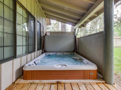 Circle 4 Ranch 31 | Discover Sunriver, Санривер (фото 4)