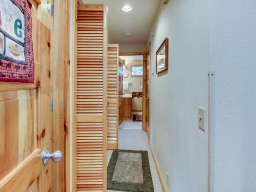 Circle 4 Ranch 31 | Discover Sunriver, Санривер (фото 8)