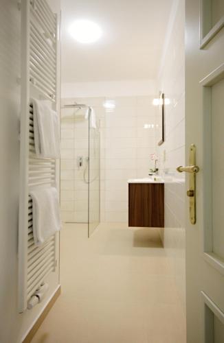 Alveo Suites - image 5