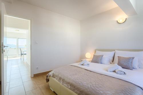Adriatic Queen Rooms & Apartments, Split (photo 11)