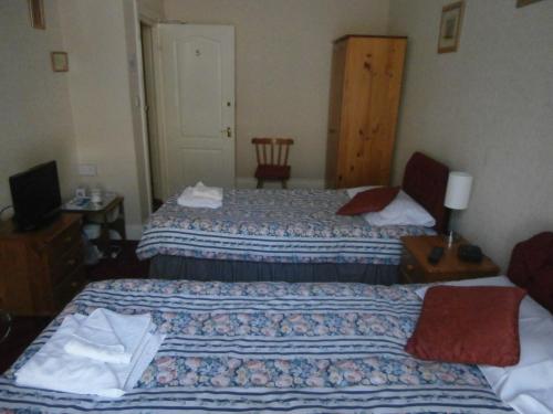 Monorene Guest House - image 3