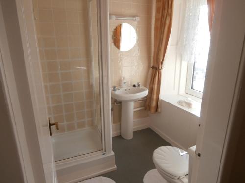 Monorene Guest House - image 4