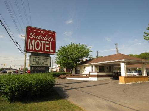 . Satelite Motel