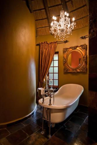 Bany, Aquanzi Lodge in Lanseria