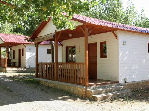 Holiday home Vakantiepark Isábena 5