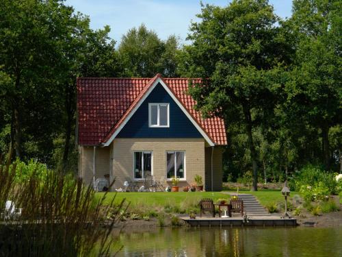 B&B Westerbork - Spacious holiday home with a dishwasher, 20 km. from Assen - Bed and Breakfast Westerbork