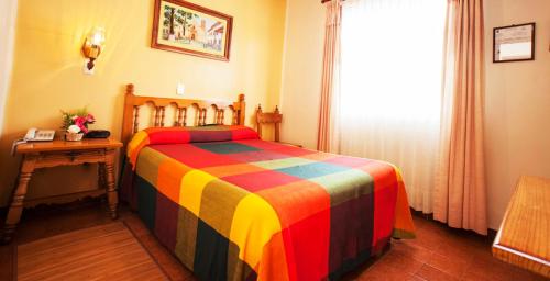 Gran Hotel Patzcuaro Gran Hotel Pátzcuaro is conveniently located in the popular Patzcuaro area. Both business travelers and tourists can enjoy the hotels facilities and services. Room service, restaurant, tours, laundr