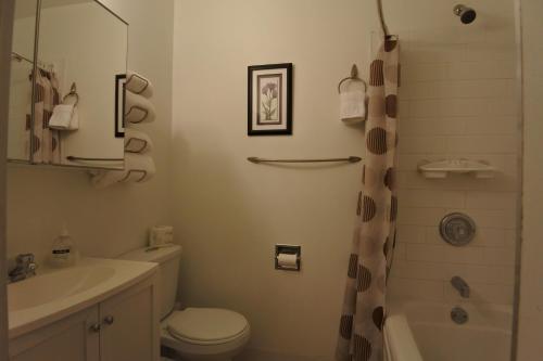 2 bedrooms, 3 beds