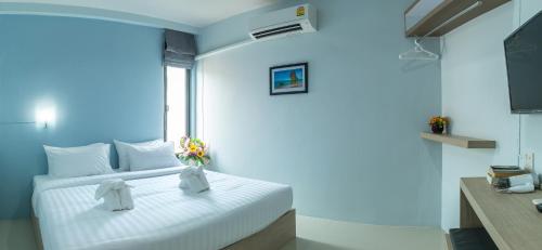 Superior Double Room image 10