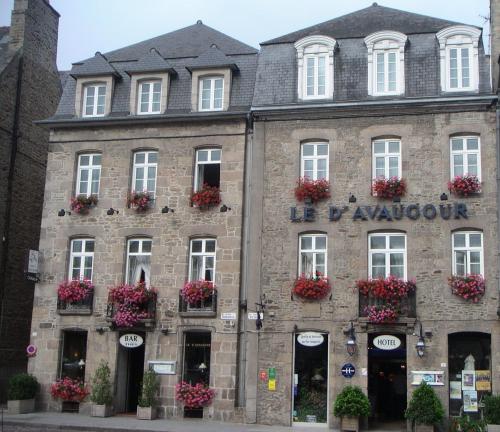 Hôtel Le D'Avaugour - Hôtel - Dinan