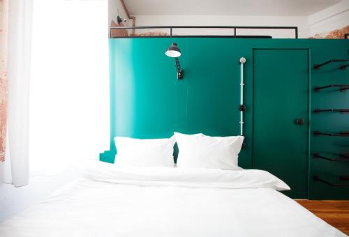 The Trilogy House - image 11