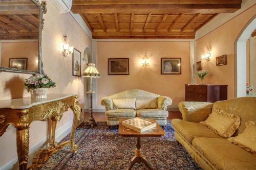 Pergola Apartment, Florencie