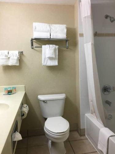 Evergreen Inn & Suites Seattle Federal Way