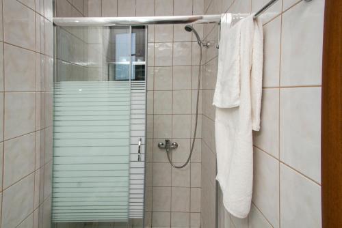 Agarathos Traditional Rooms with Pool Agarathos Traditional Rooms with Pool